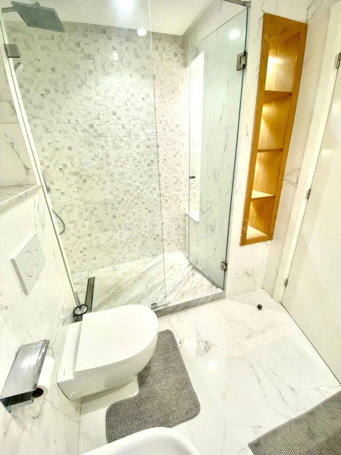 Location Magnifique appartement 198m2 au quartier 2mars, Casablanca - الدار البيضاء (4)