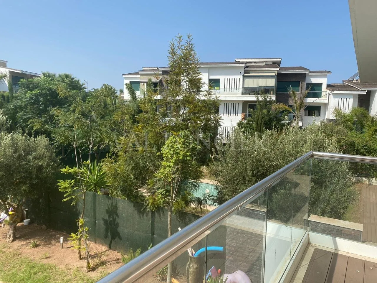 Location duplex 220m2 3chambres avec terrasse et vue dégagée Bouskoura Ville Verte - الدار البيضاء (2)