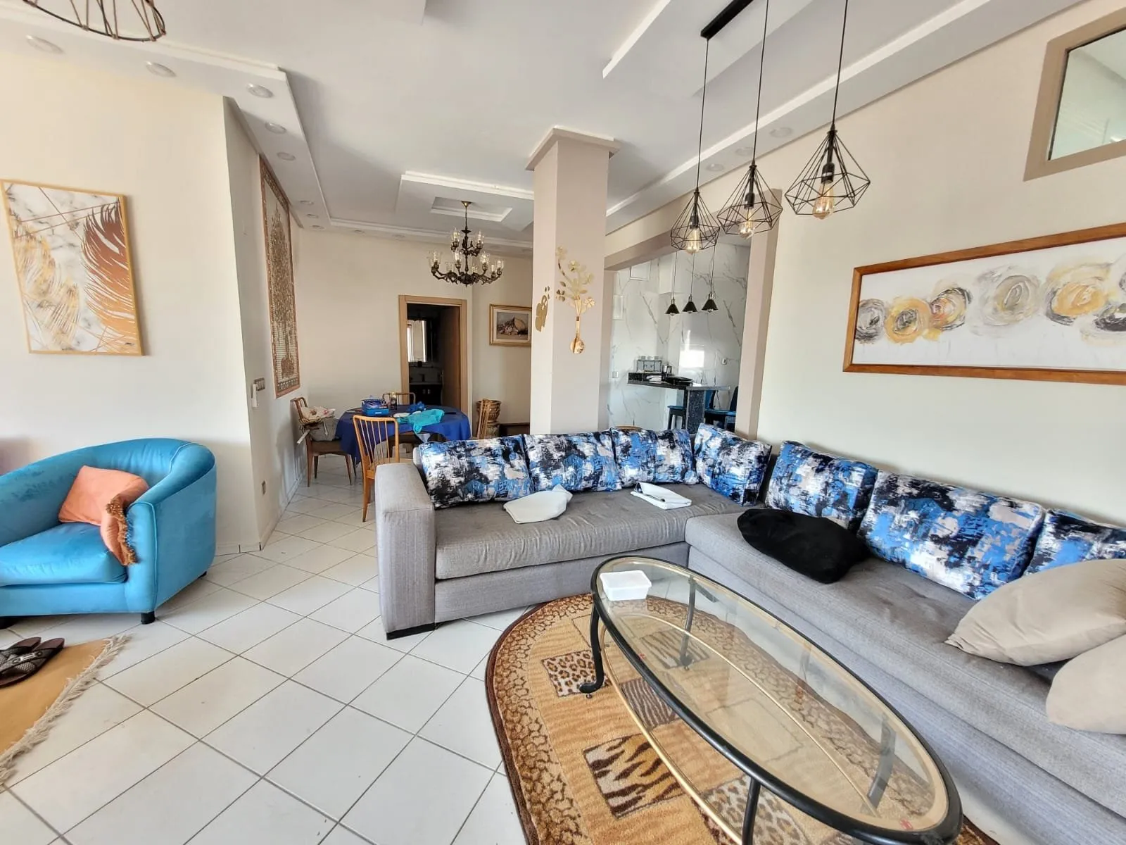 BEL APPT MEUBLE ETAGE ELEVE -CENTRE VILLE- - الدار البيضاء