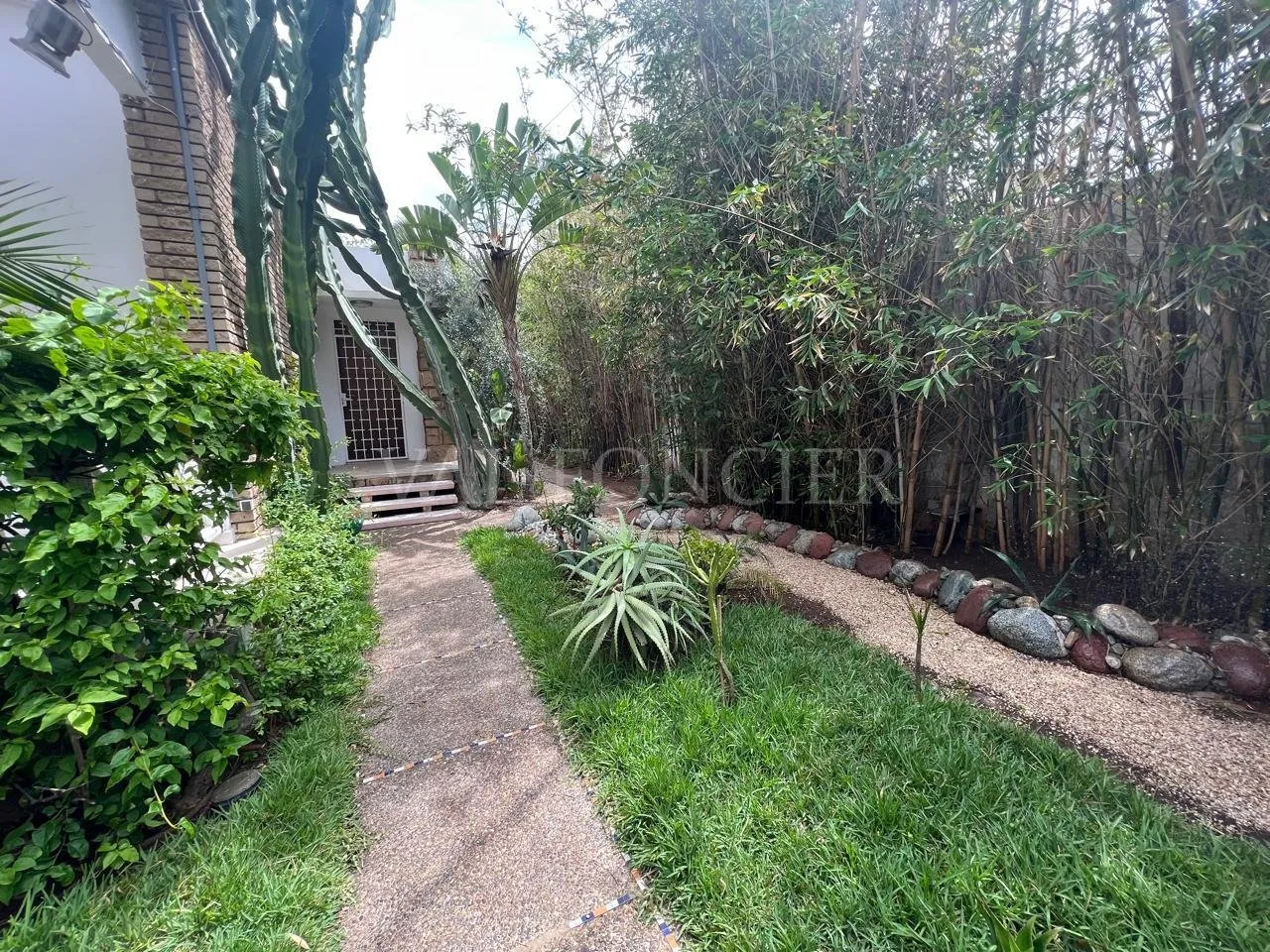 Location villa 3chambres type américaine Chantilly, Casablanca - الدار البيضاء