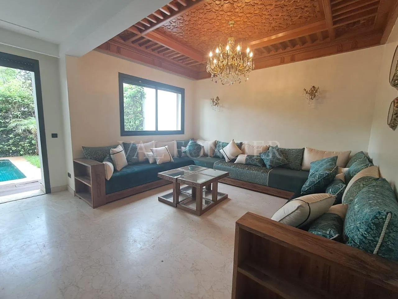 Location villa meublée 4chambres avec piscine Bouskoura, Casablanca - الدار البيضاء (2)