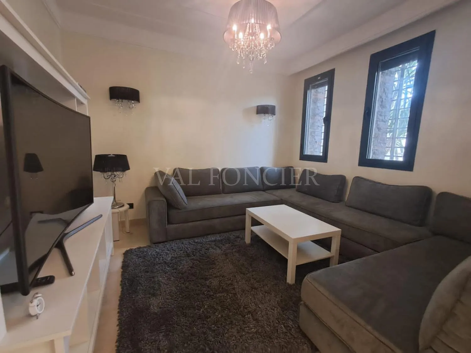 Location villa meublée 4chambres avec piscine Bouskoura, Casablanca - الدار البيضاء (4)