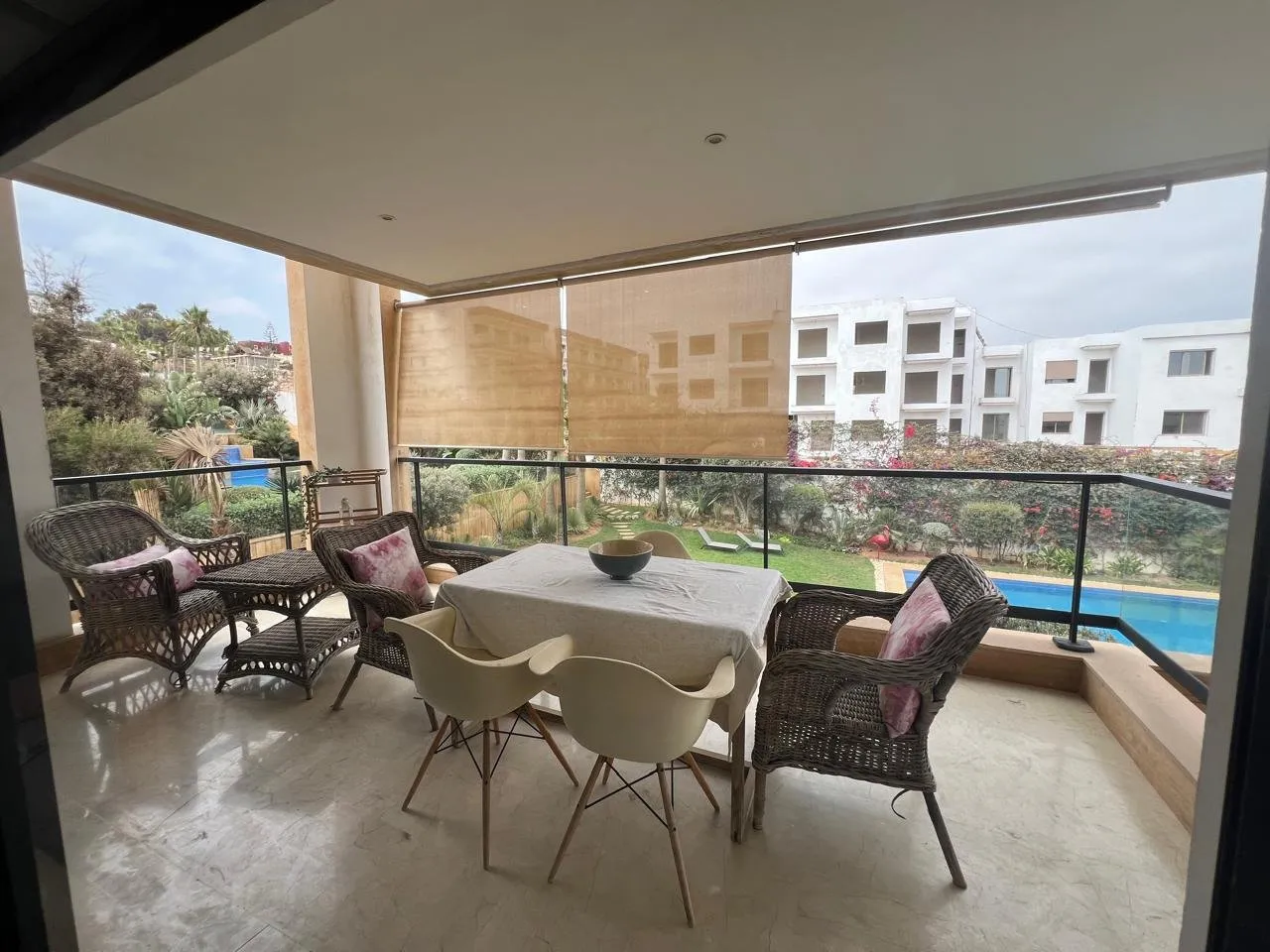 APPARTEMENT MEUBLE A LOUER A DAR BOUAZZA - الدار البيضاء