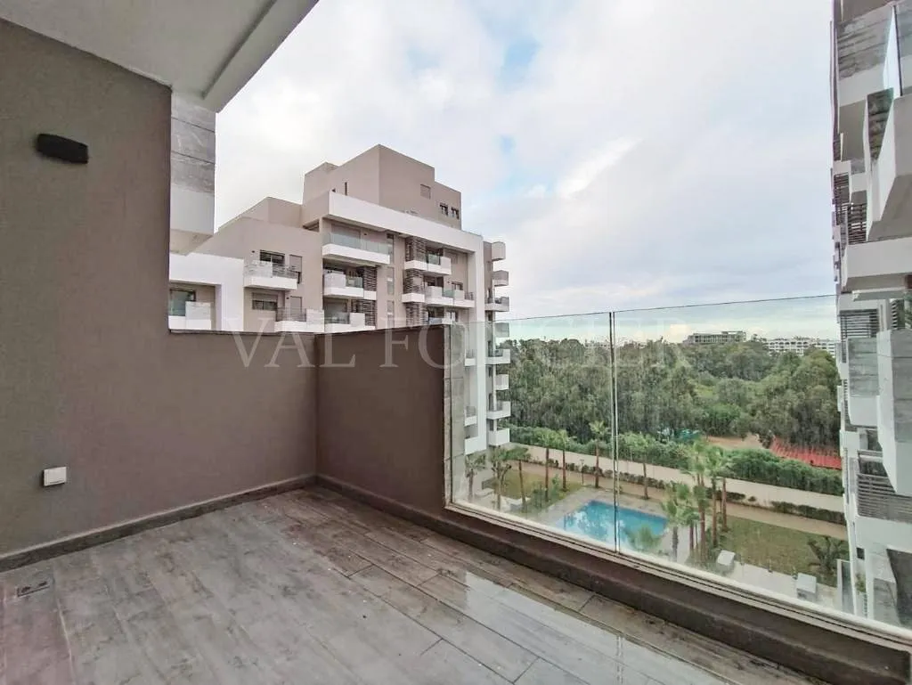 Location Magnifique appartement 2chambres meublé moderne avec terrasse Casablanca Finance City - الدار البيضاء (3)
