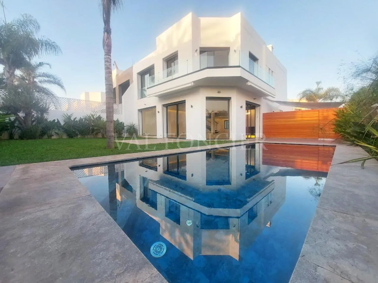 Location magnifique villa vide 420m2 avec piscine Californie, Casablanca - الدار البيضاء