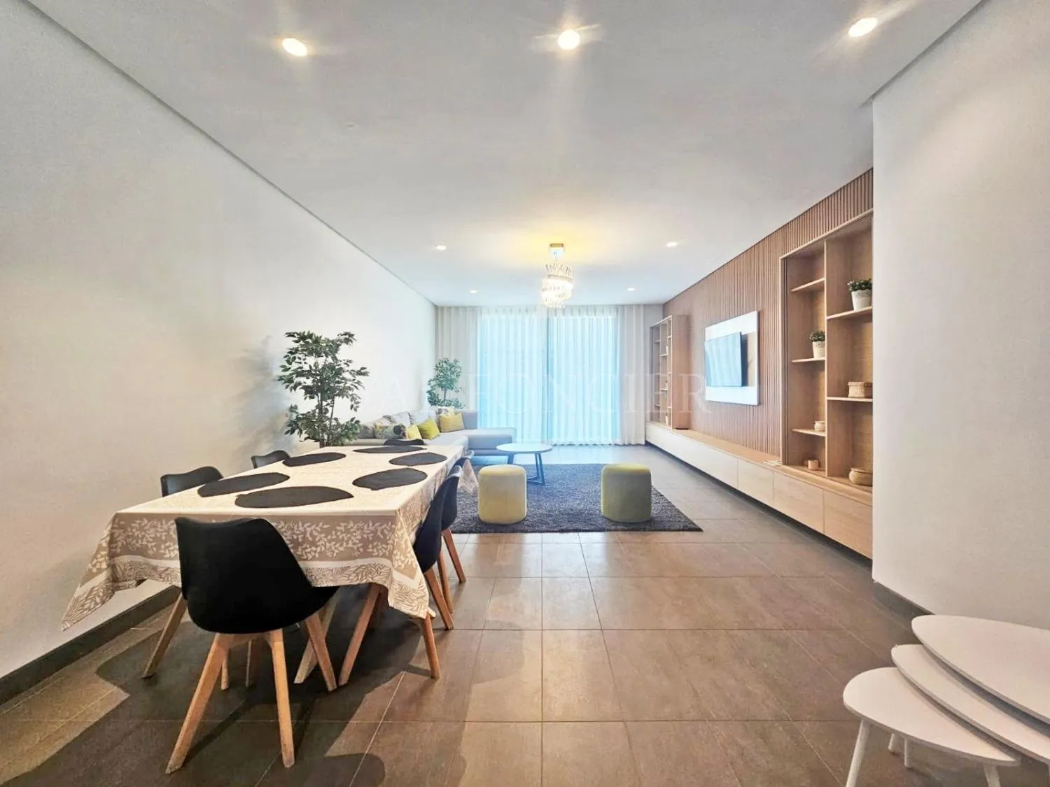 Location Appartement meublé 2chambres avec balcon Ain Diab, Casablanca - الدار البيضاء (2)