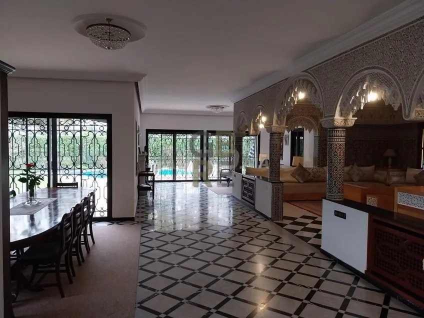 Villa avec piscine à Louer à Hay Riad - الرباط