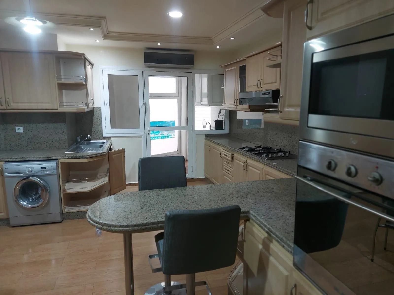 APPARTEMENT A LOUER MEUBLE A RACINE - الدار البيضاء (4)