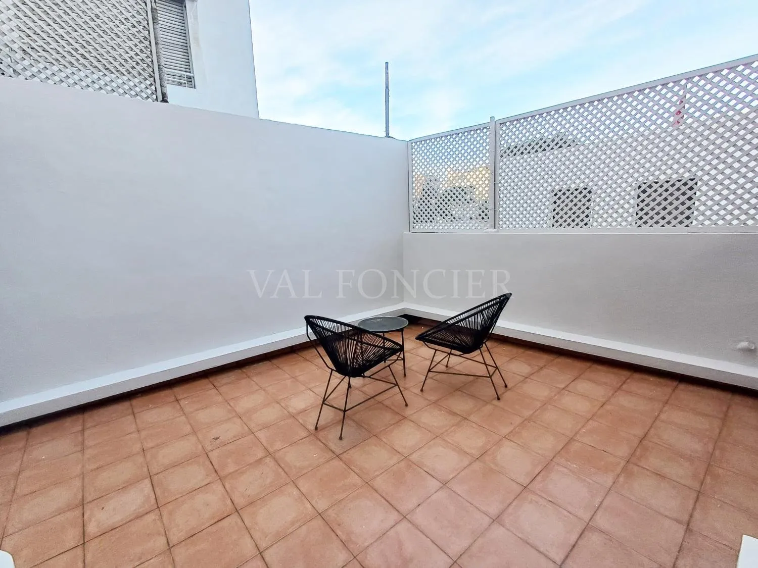 Location appartement rénové 2chambres avec terrasse, Gauthier, Casablanca - الدار البيضاء (2)