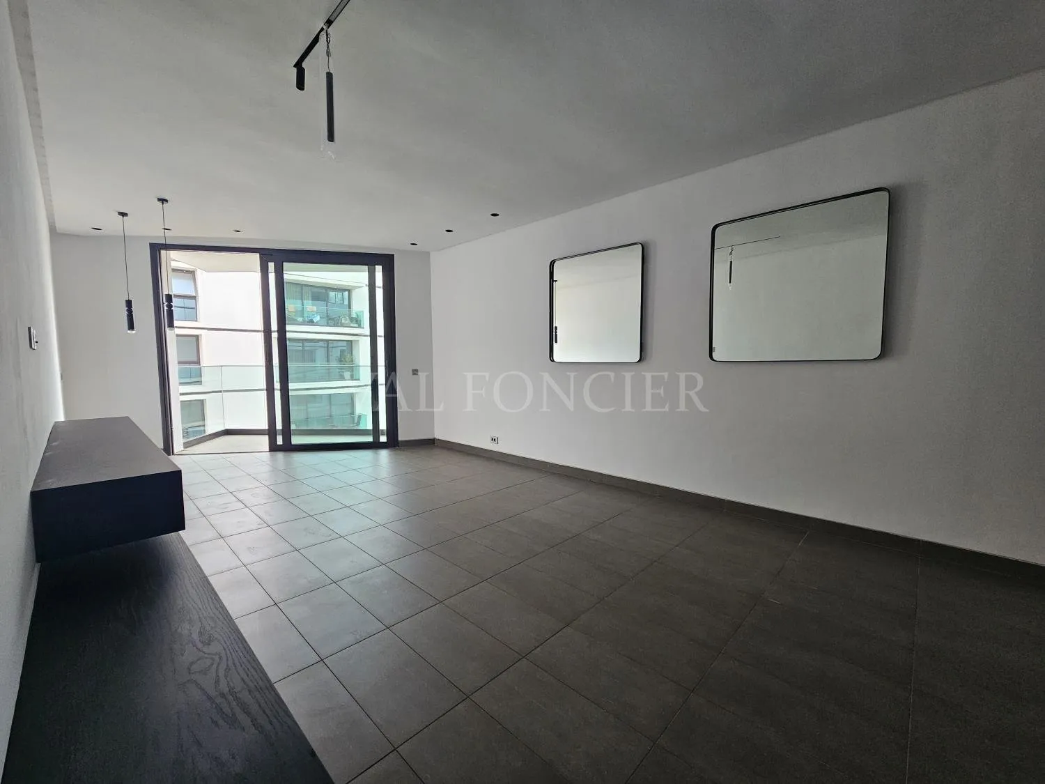 À louer : Appartement haut standing non meublé à Anfa Place, Ain Diab - الدار البيضاء (3)