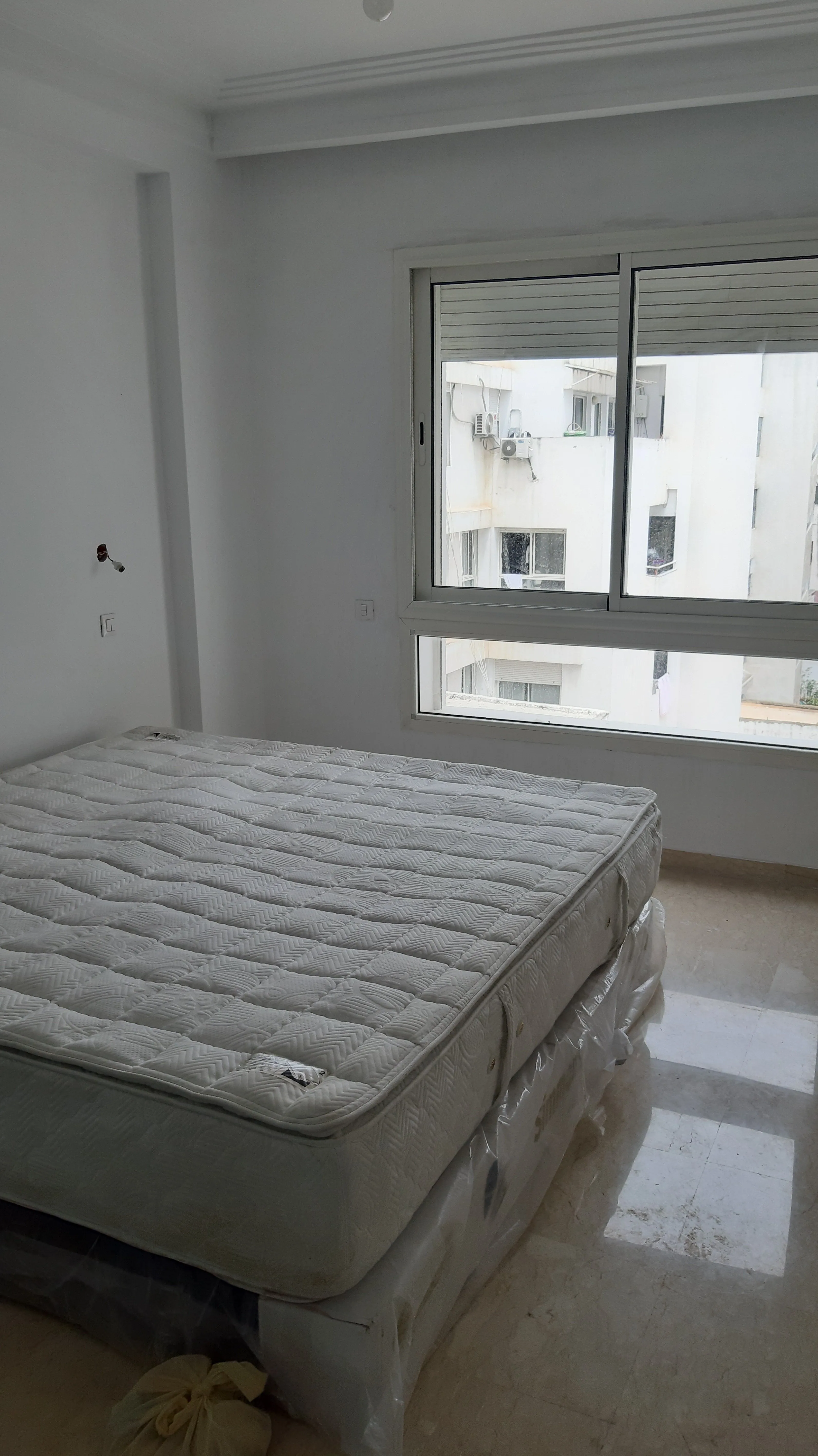 APPARTEMENT VIDE A LOUER A RACINE - الدار البيضاء (4)