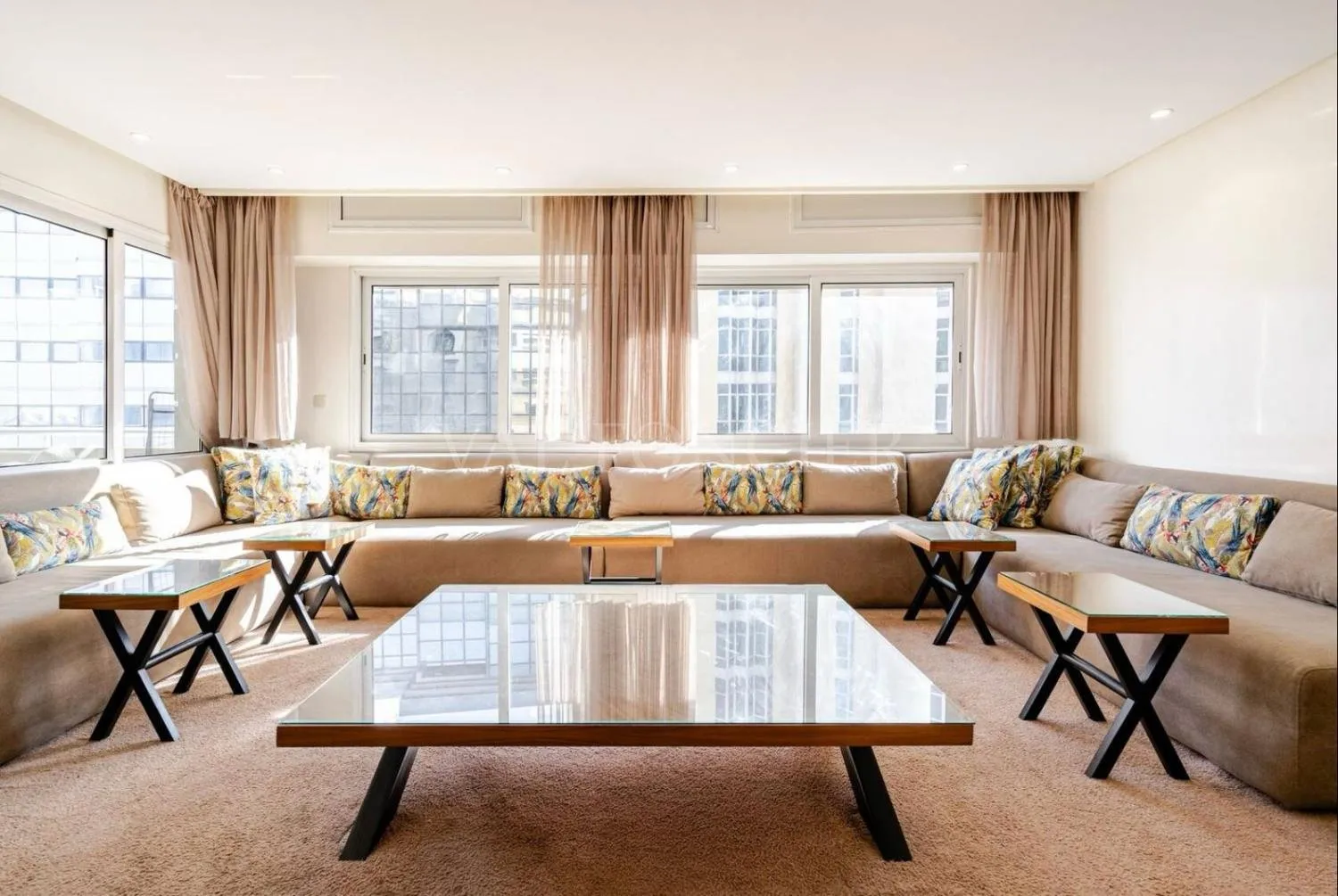 Location Magnifique appartement meublé moderne 175m2 Racine, Casablanca - الدار البيضاء (3)