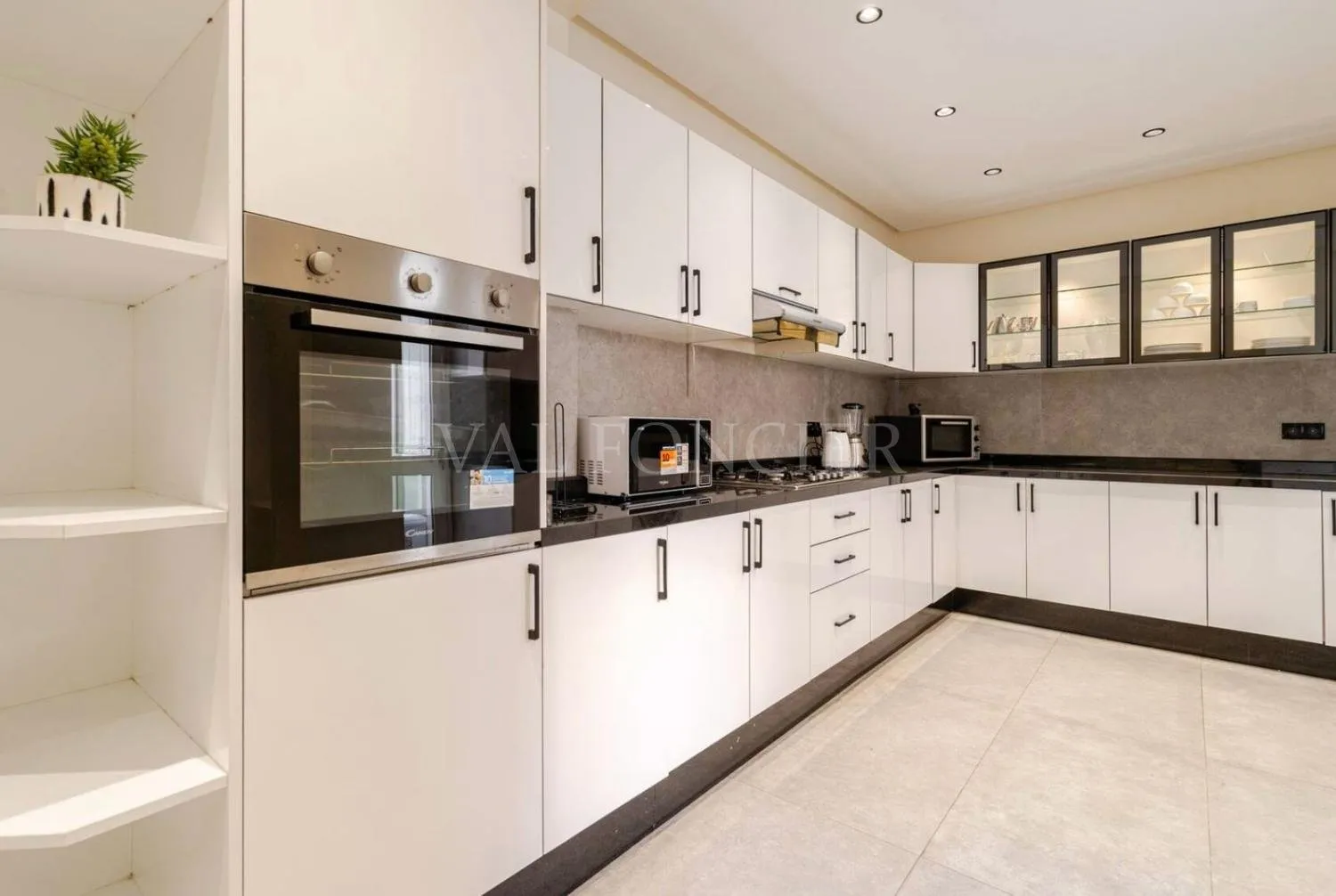 Location Magnifique appartement meublé moderne 175m2 Racine, Casablanca - الدار البيضاء (4)