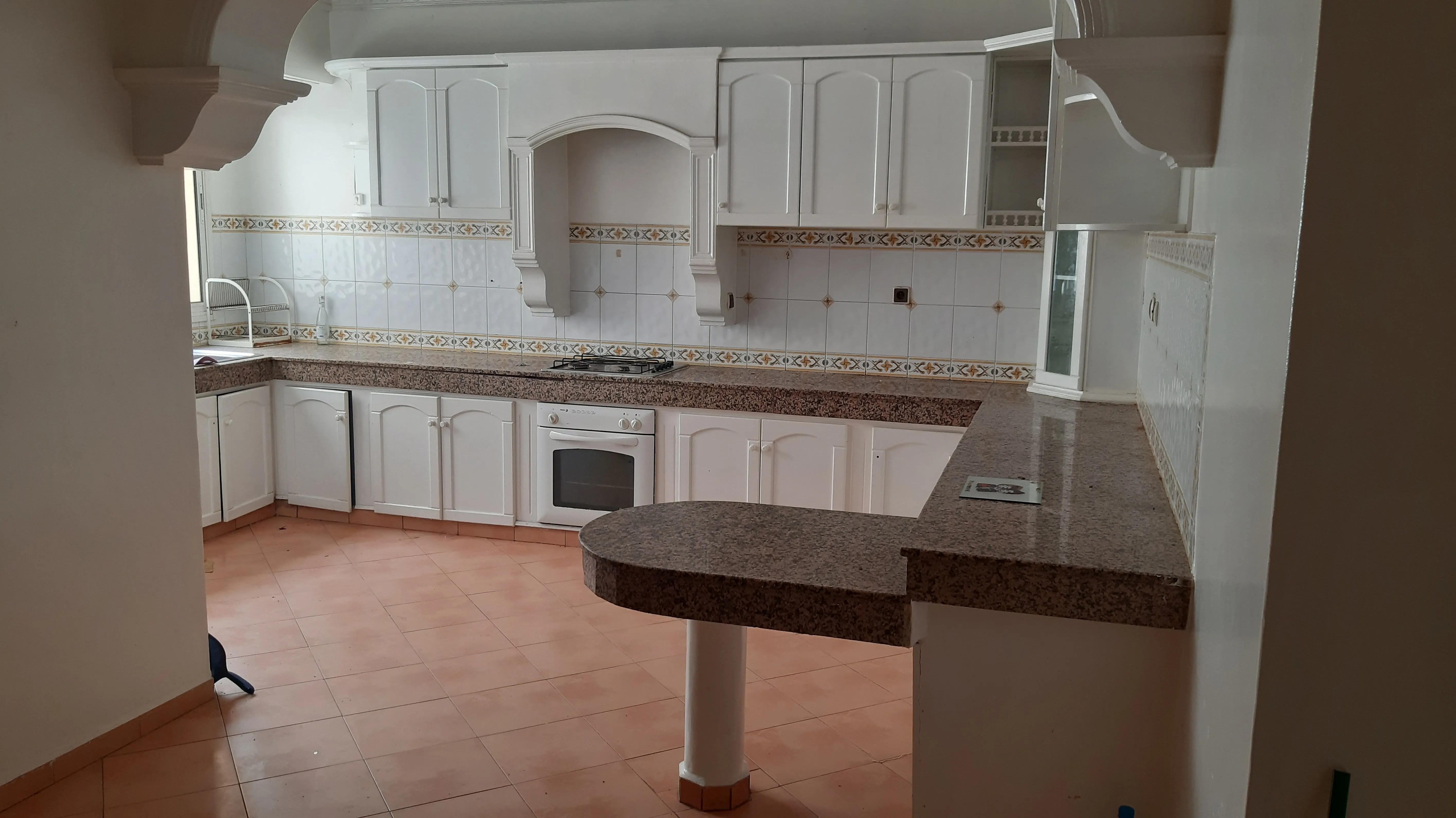 Appartement vide à louer à Racine - الدار البيضاء (2)