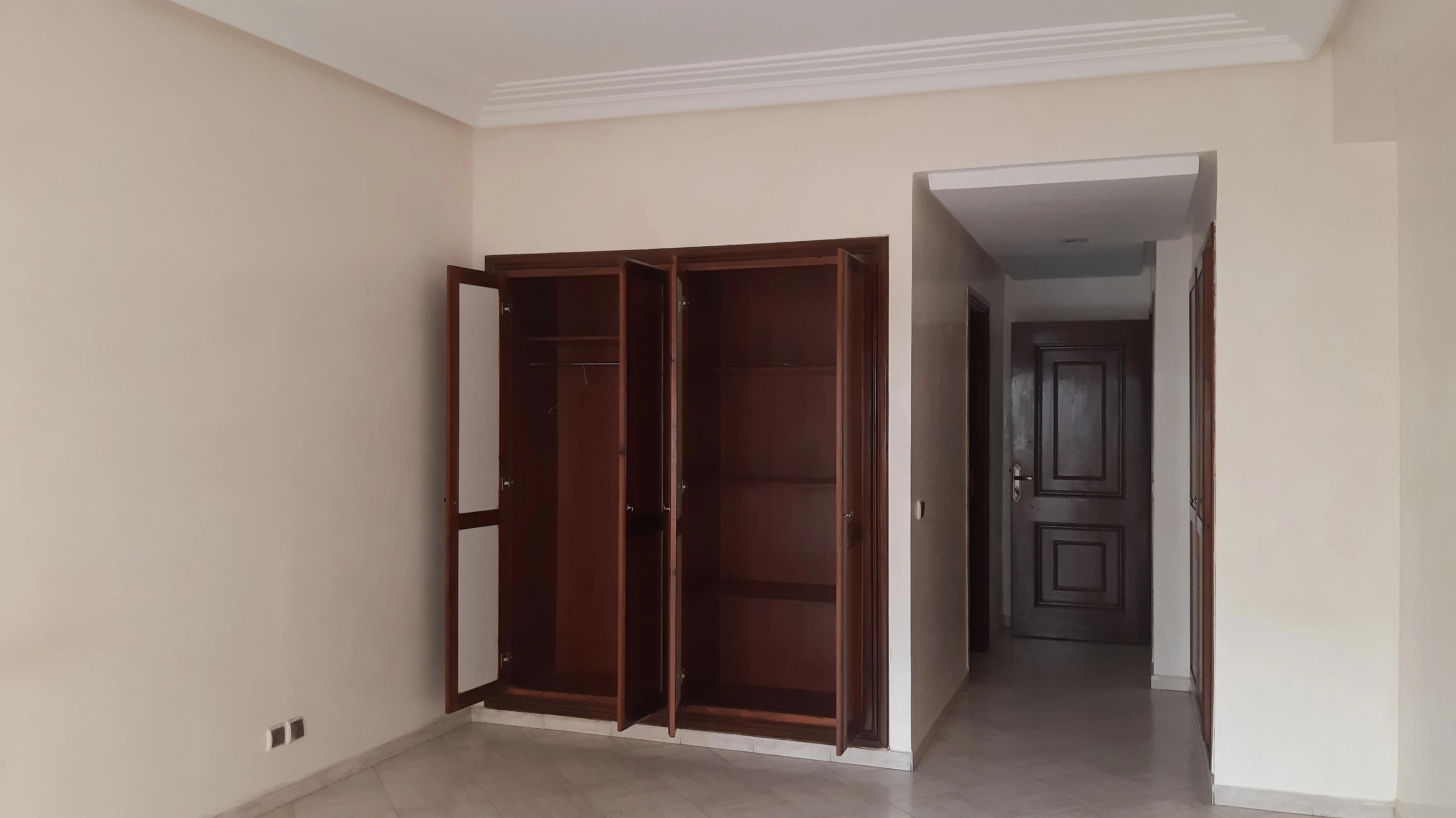 Appartement vide à louer à Racine - الدار البيضاء (3)