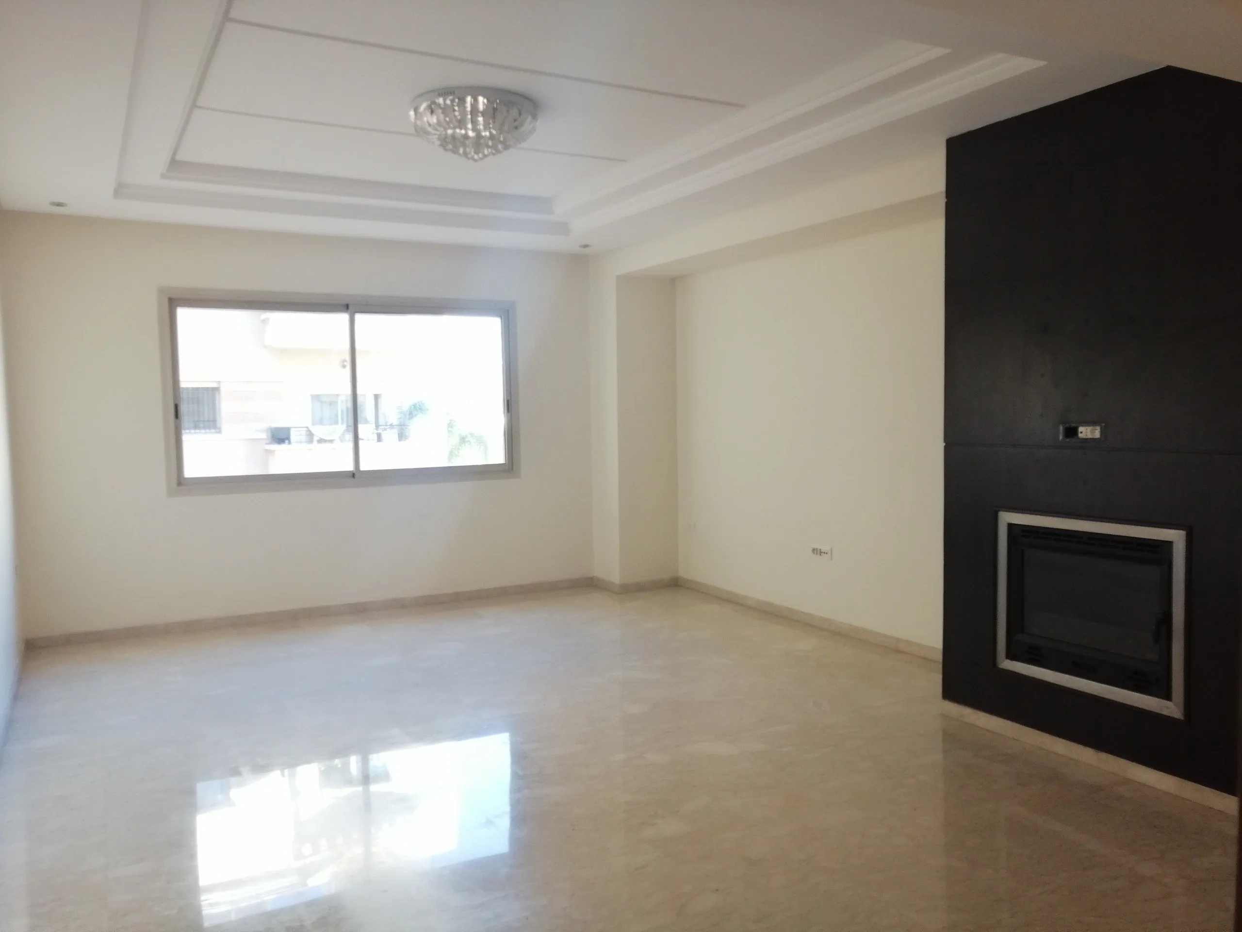 Appartement à louer vide à l'oasis - الدار البيضاء