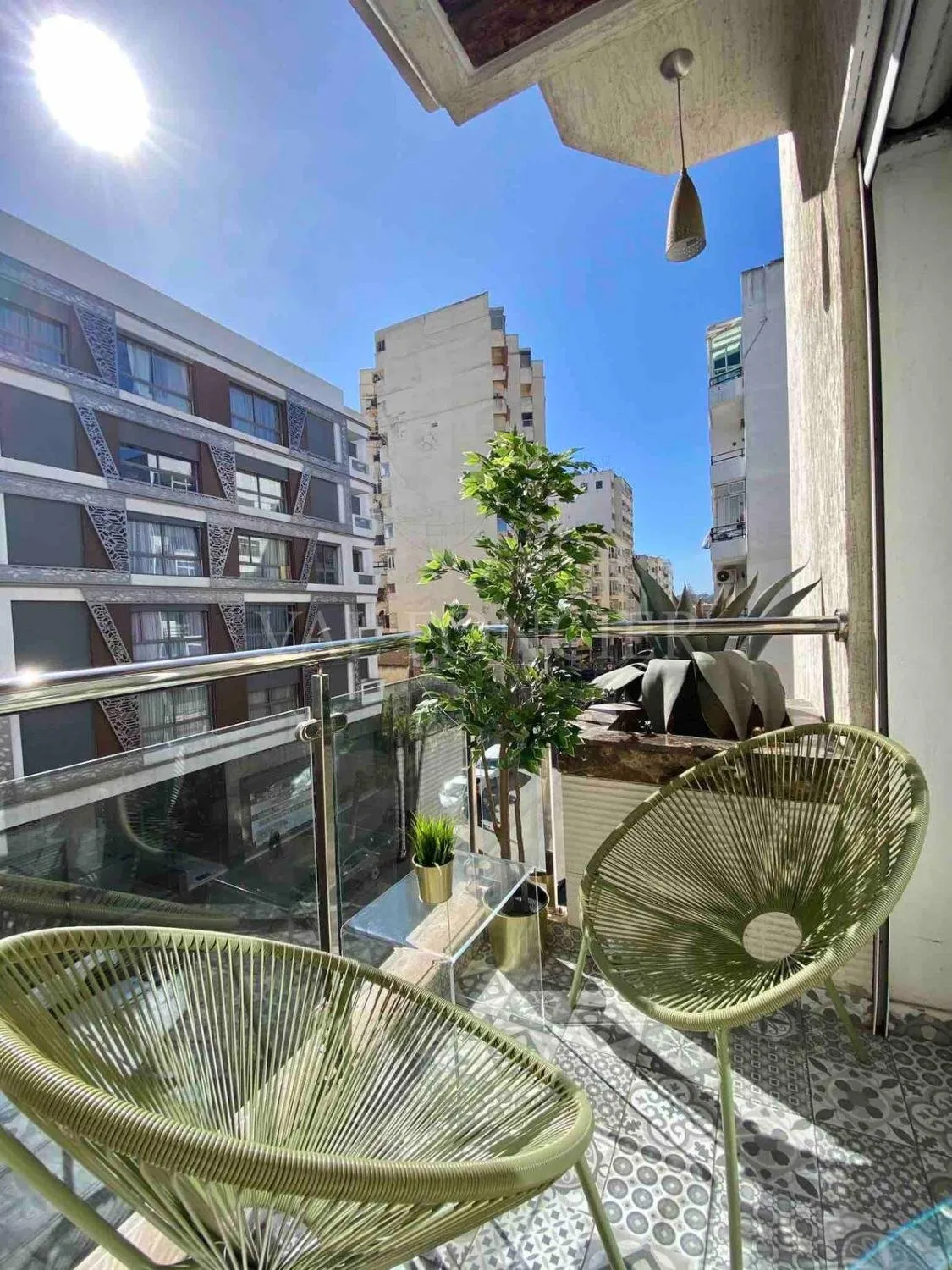 A louer superbe Studio meublé avec Terrasse Racine, Casablanca - الدار البيضاء (4)