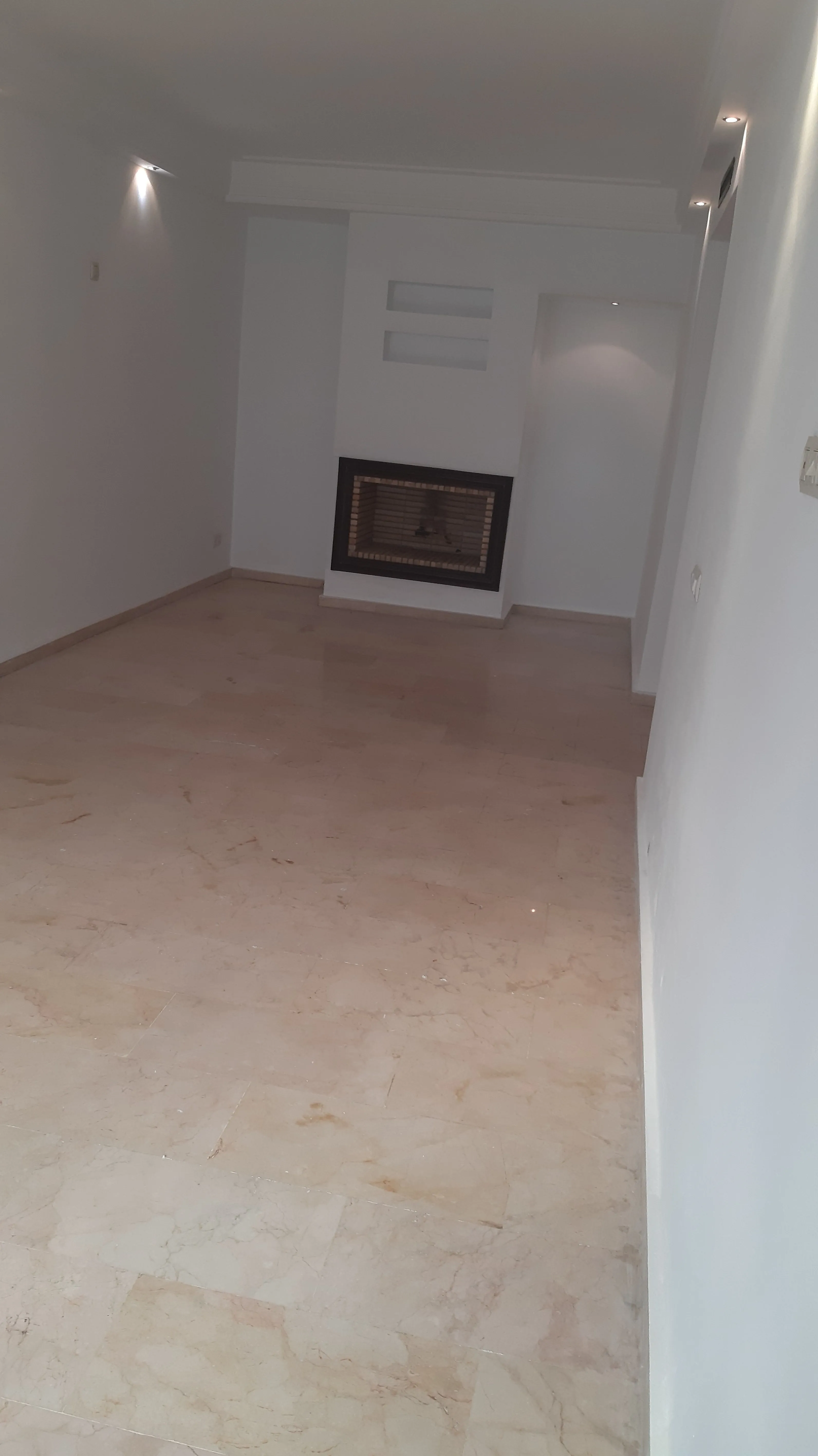 Appartement vide à louer à BOURGOGNE - الدار البيضاء (2)