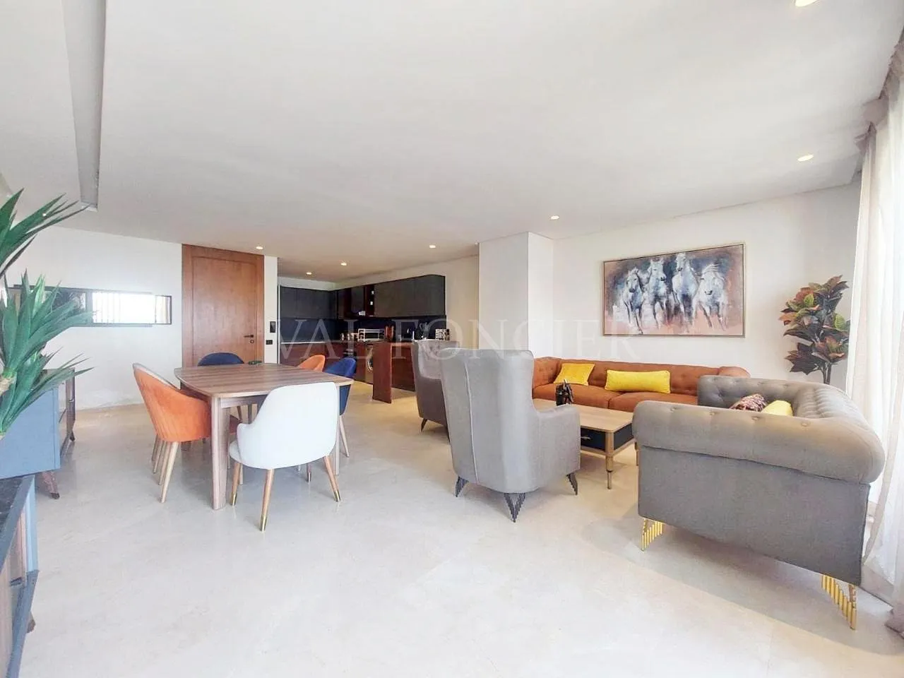 Location appartement avec terrasse meublé moderne à Casablanca Finance City - الدار البيضاء (2)