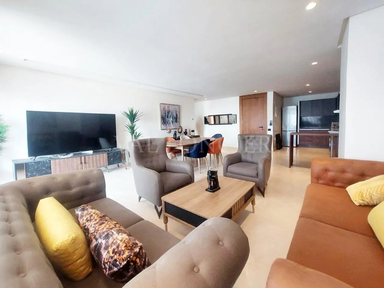 Location appartement avec terrasse meublé moderne à Casablanca Finance City - الدار البيضاء (4)