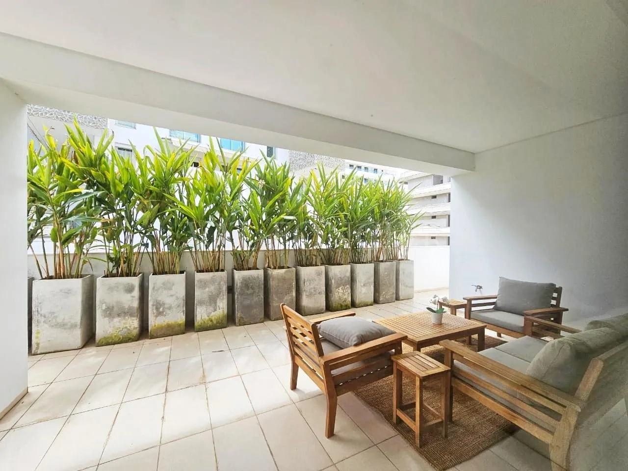 Location Appartement meublé 238m2 3chambres avec terrasses, Casa Finance City - الدار البيضاء (2)