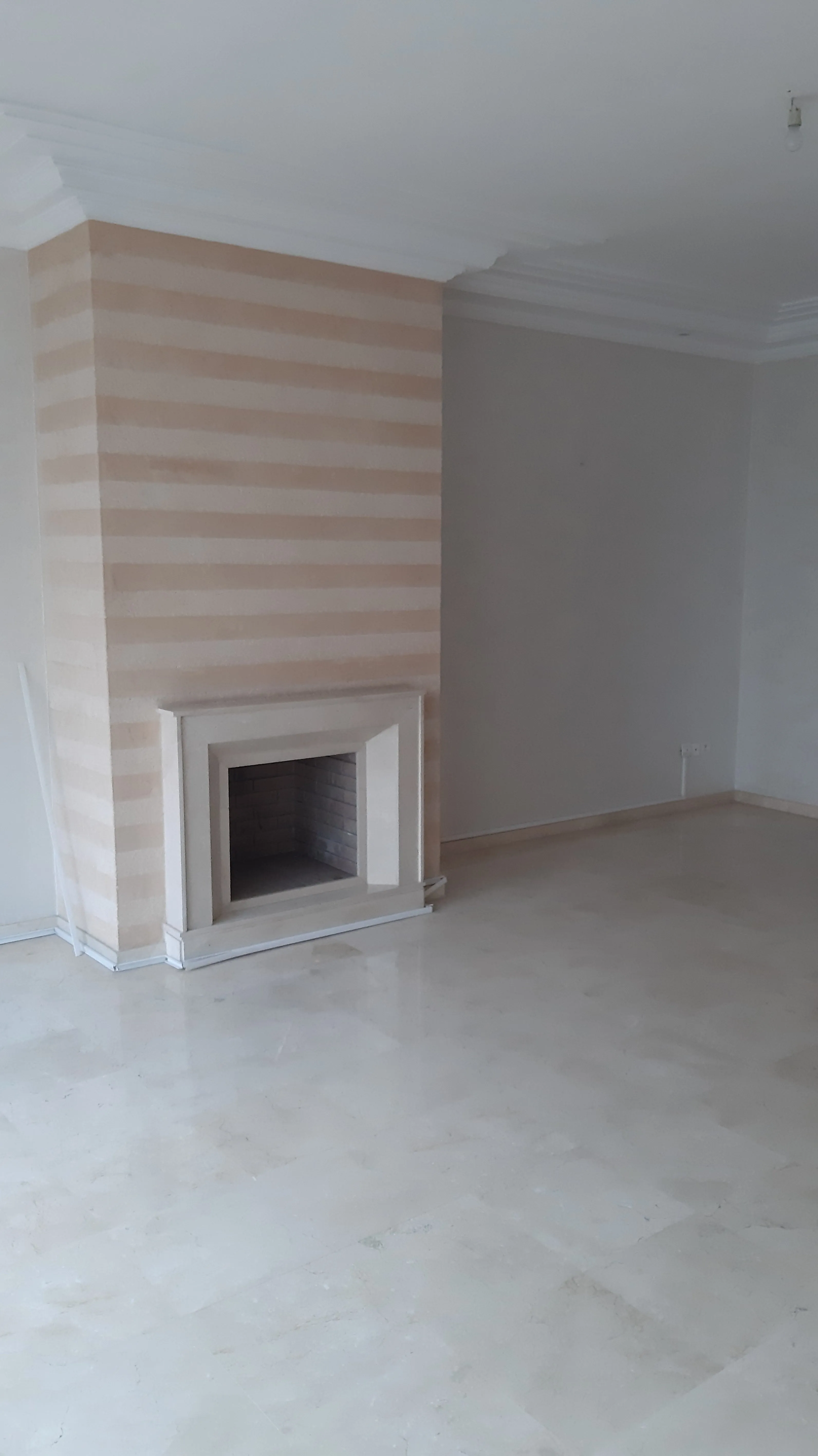 Appartement vide à louer à Racine - الدار البيضاء (2)