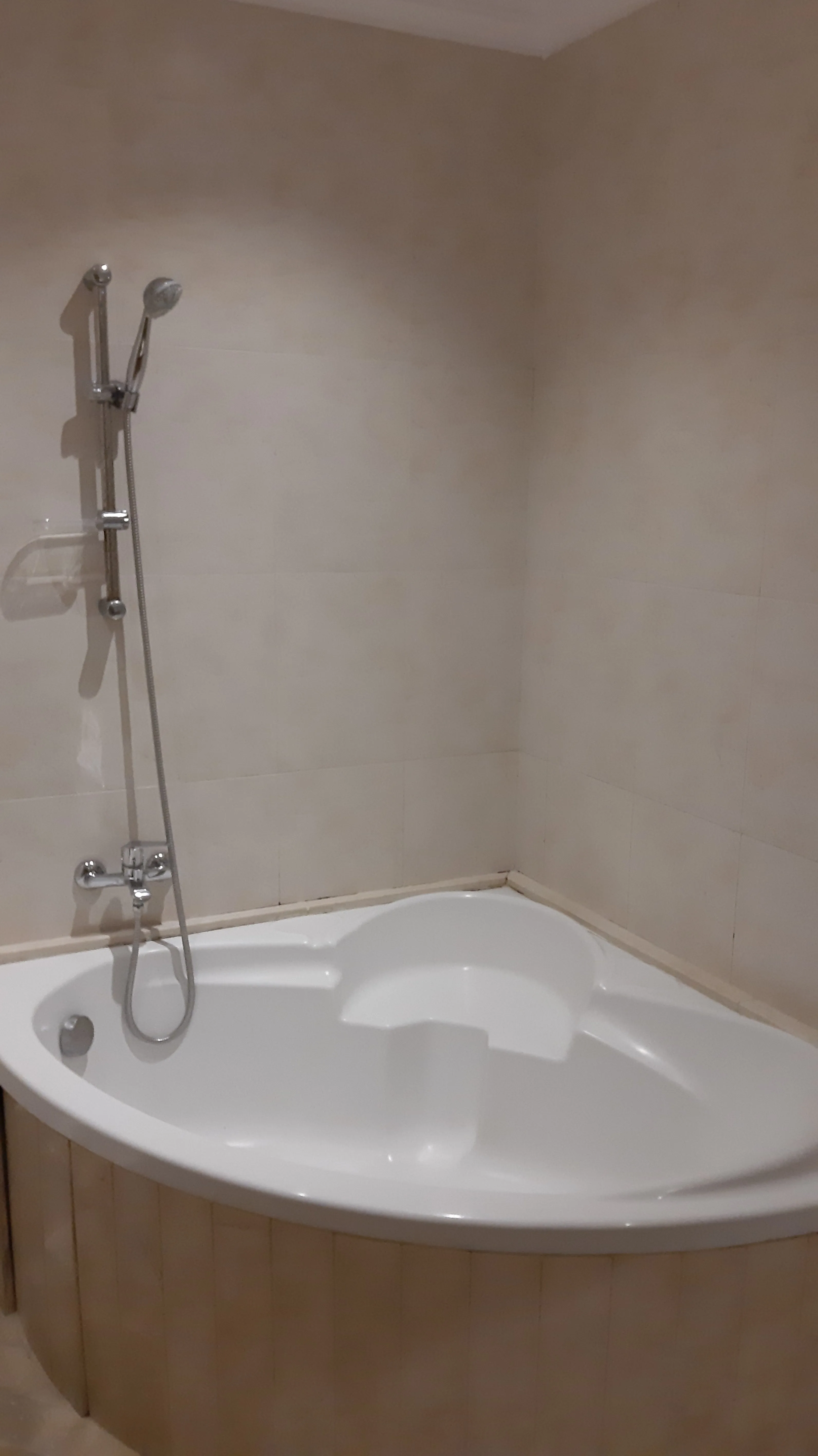 Appartement vide à louer à Racine - الدار البيضاء (4)
