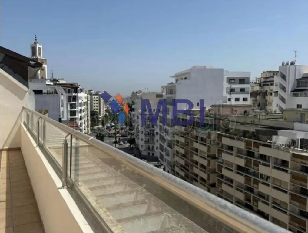 Appartement Vide à louer avec Grande Terrasse à Iberia L.I.O.2116 - طنجة