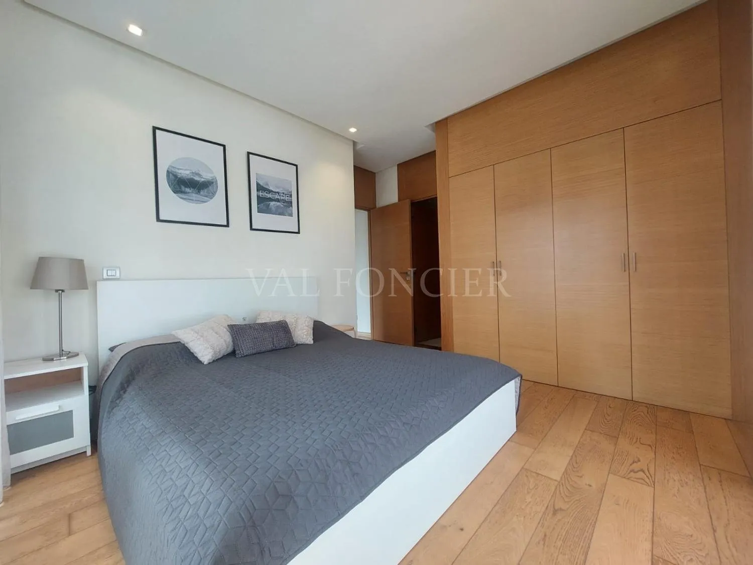 Location appartement meublé moderne 2chambres avec Terrasse, Casablanca Finance City - الدار البيضاء (4)