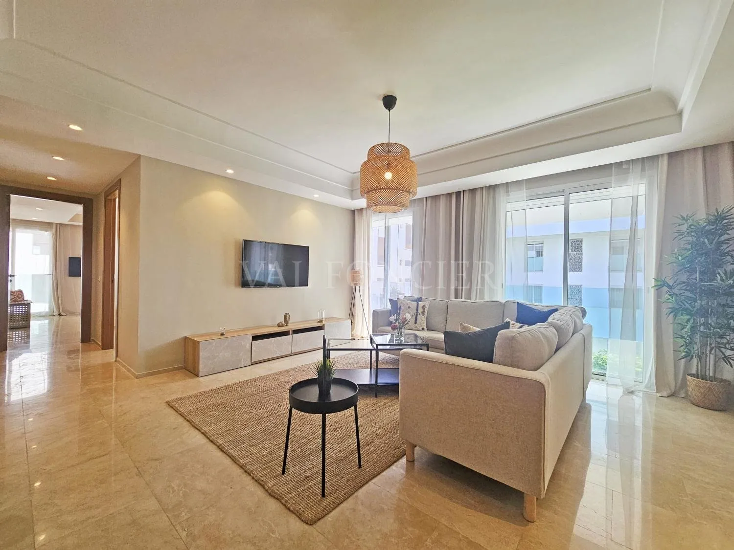 Location appartement 2chambres avec terrasse, Casablanca Finance City - الدار البيضاء (2)