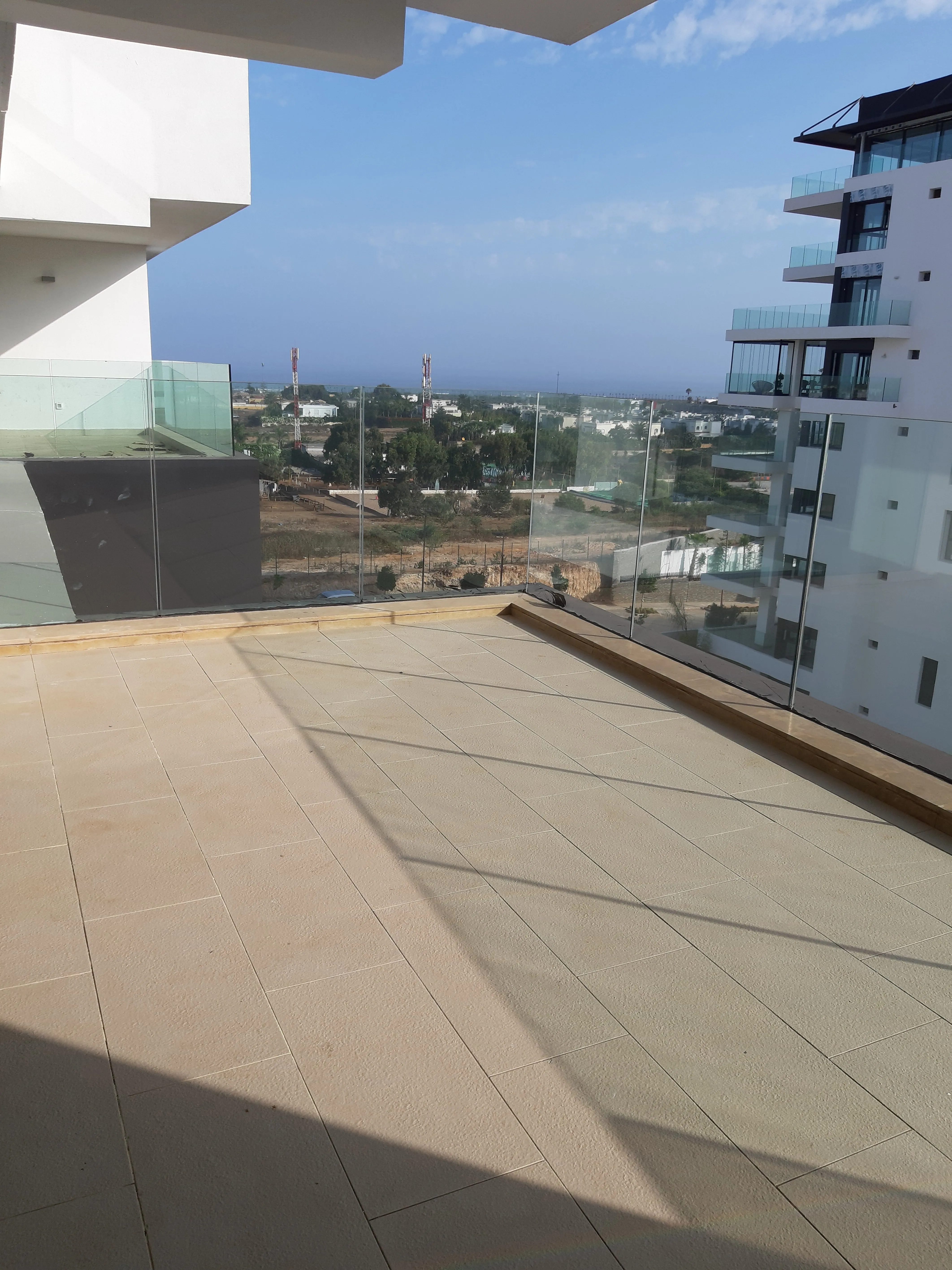 Appartement à louer vide à Ain Diab - الدار البيضاء (2)
