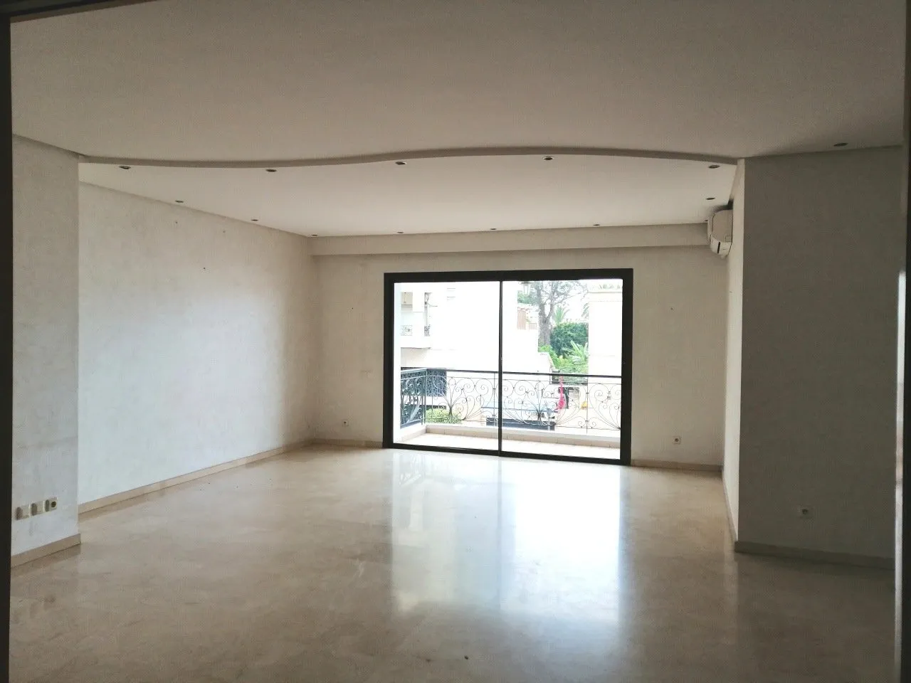 Appartement à louer vide à Racine - الدار البيضاء (4)