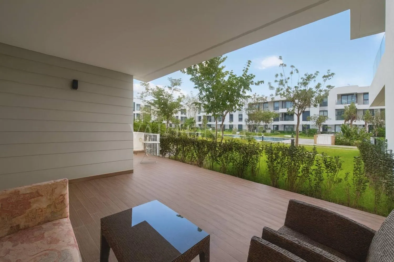 Location appartement meublé moderne en rez de jardin, Bouskoura ville verte - الدار البيضاء