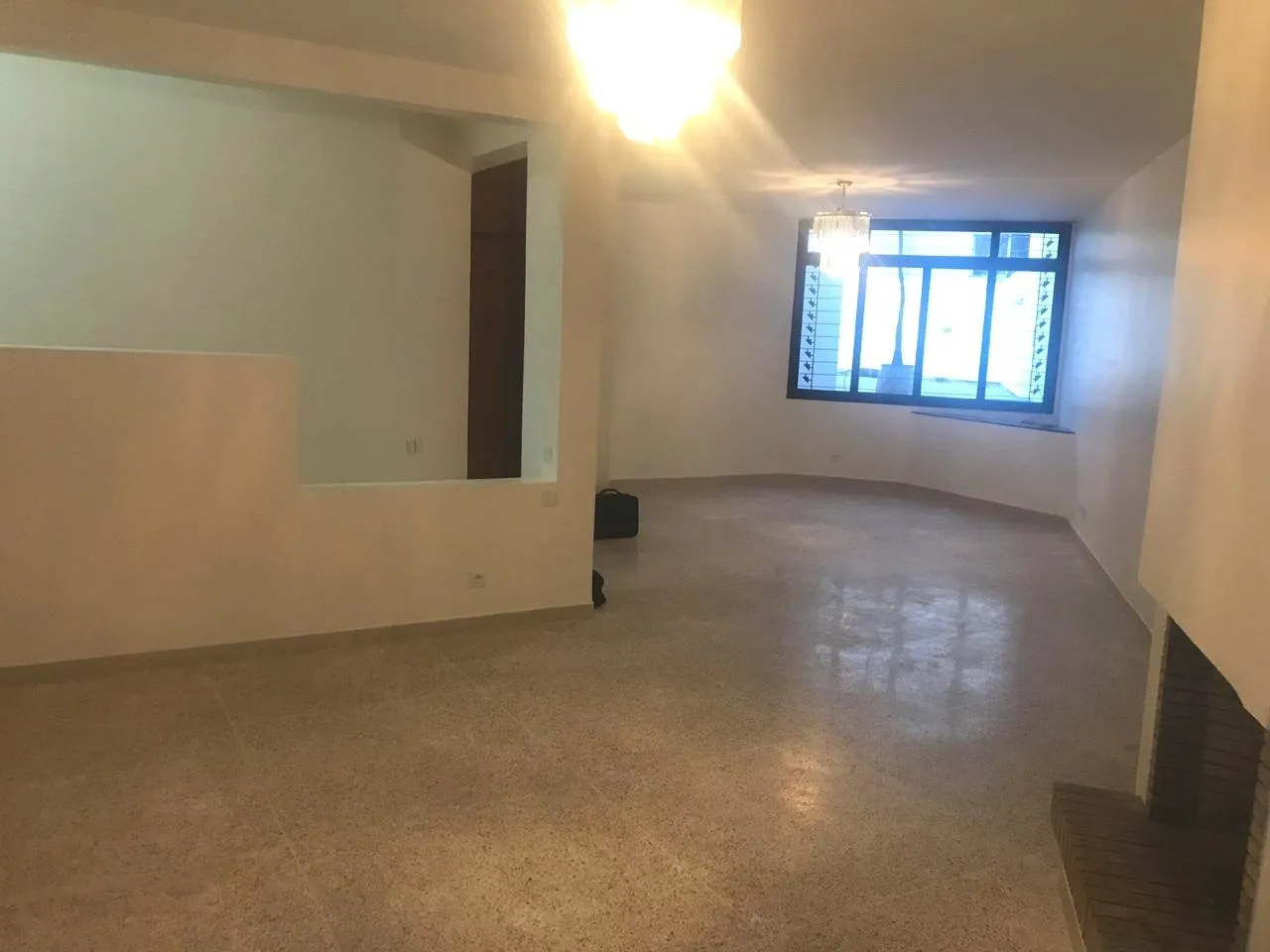 Appartement à louer vide entre bd Ziraoui et bd d'anfa - الدار البيضاء (3)