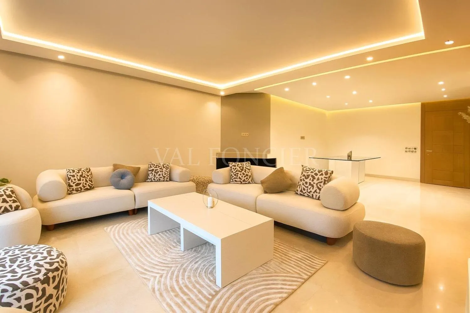 Location Exceptionnel appartement 172m2 avec terrasses sans vis-à-vis Ferme Bretonne - الدار البيضاء (2)
