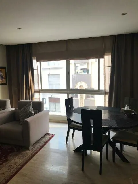 Appartement à louer meublé au triangle d'or - الدار البيضاء (2)