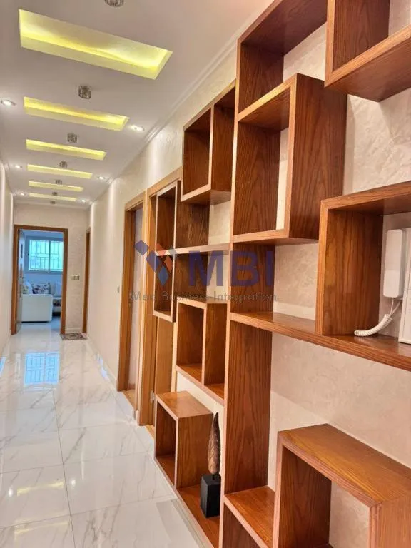 Appartement meublé à louer – Centre-ville (Boulevard) L.C.A.2183 - طنجة