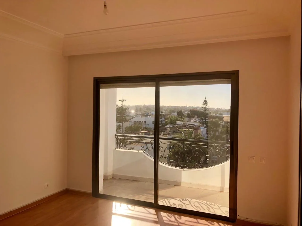 Duplex à louer vide au Triangle d'or - الدار البيضاء (3)