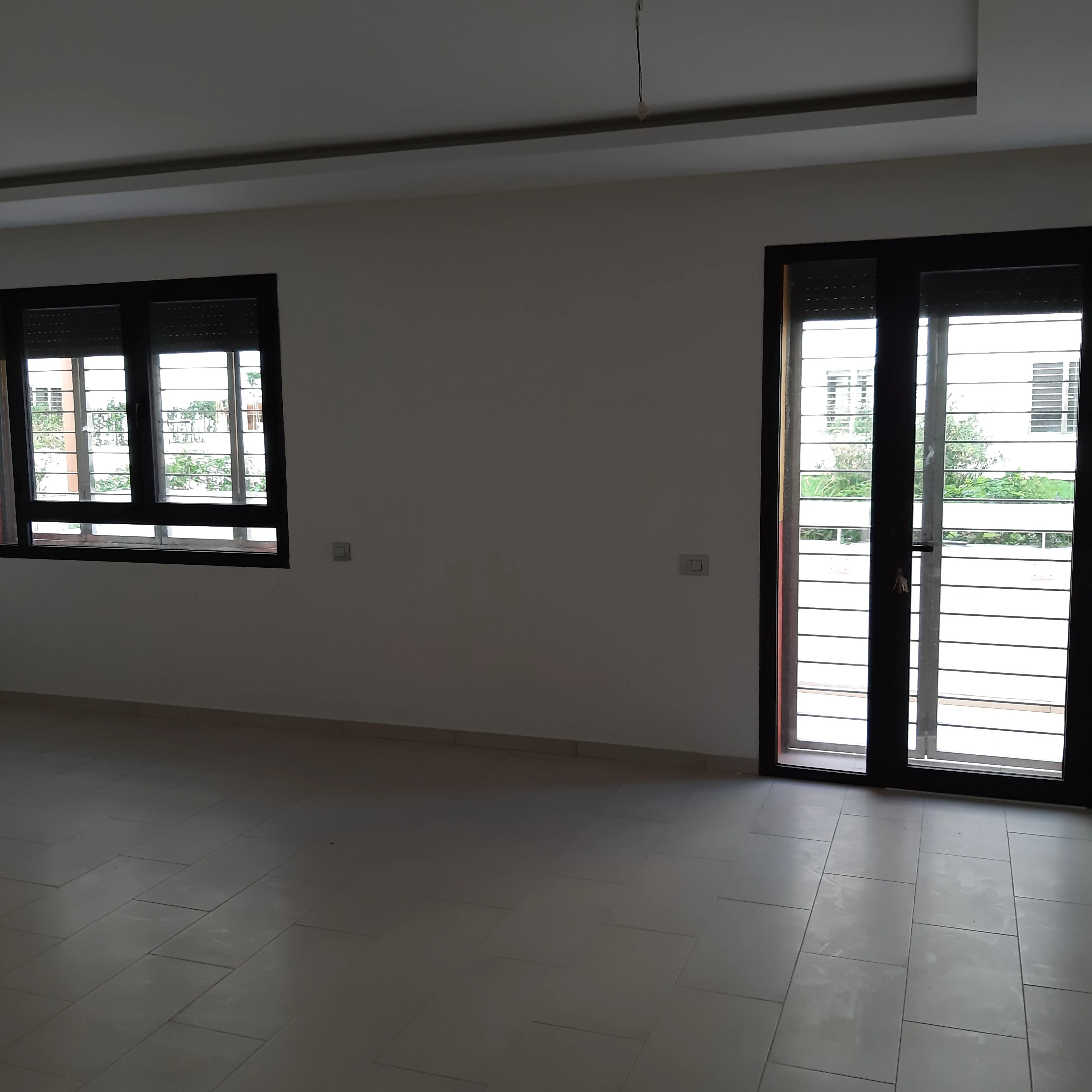 Appartement Neuf à louer vide à Casa Finance City - الدار البيضاء (4)