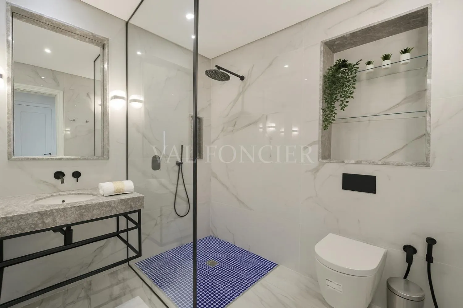 Location appartement 3chambres meublé moderne à Ain Diab, Casablanca - الدار البيضاء (4)