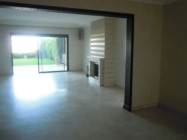 Location Rez De Jardin Ain Diab Casablanca - الدار البيضاء (4)