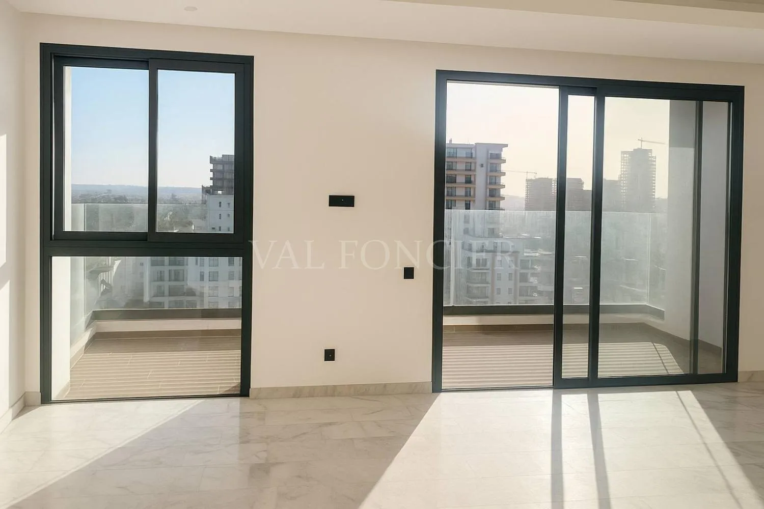 Location sublime appartement avec terrasse 3chambres à Casablanca Finance City - الدار البيضاء (2)