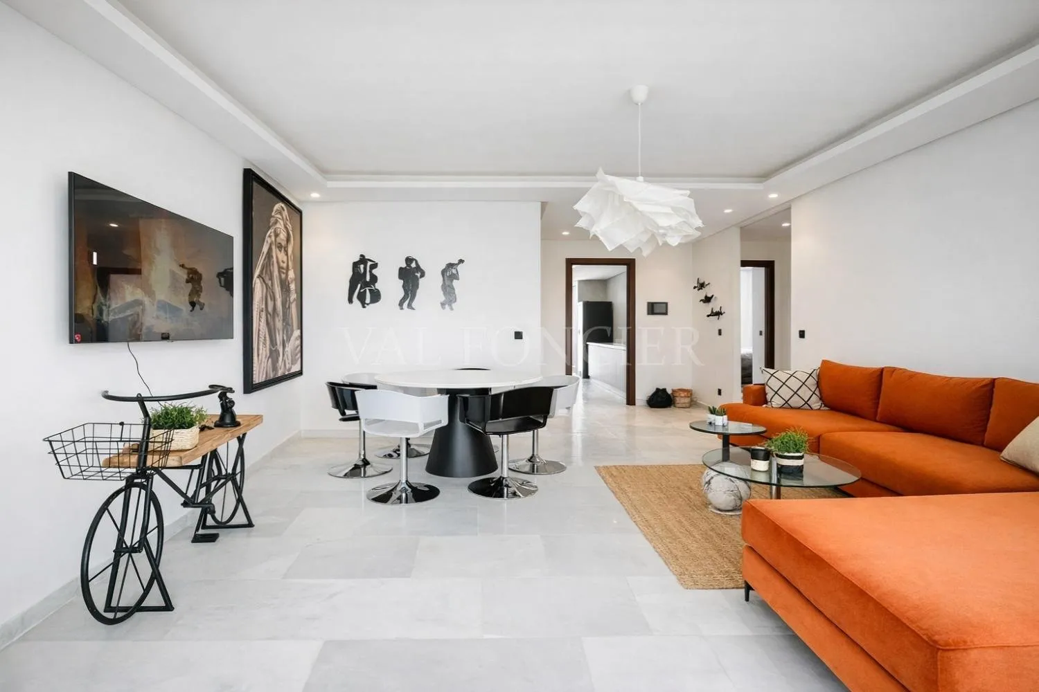Location appartement meublé moderne avec terrasse à Bouskoura ville verte - الدار البيضاء (3)