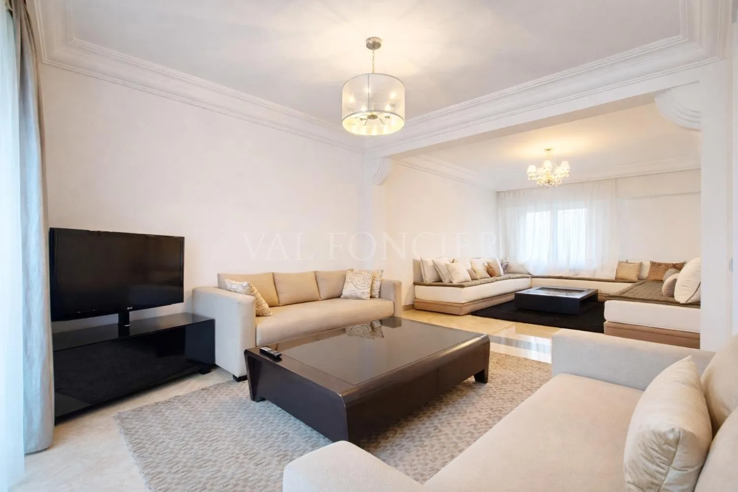 Location Magnifique appartement vide 3chambres 186m2 Racine, Casablanca - الدار البيضاء (3)