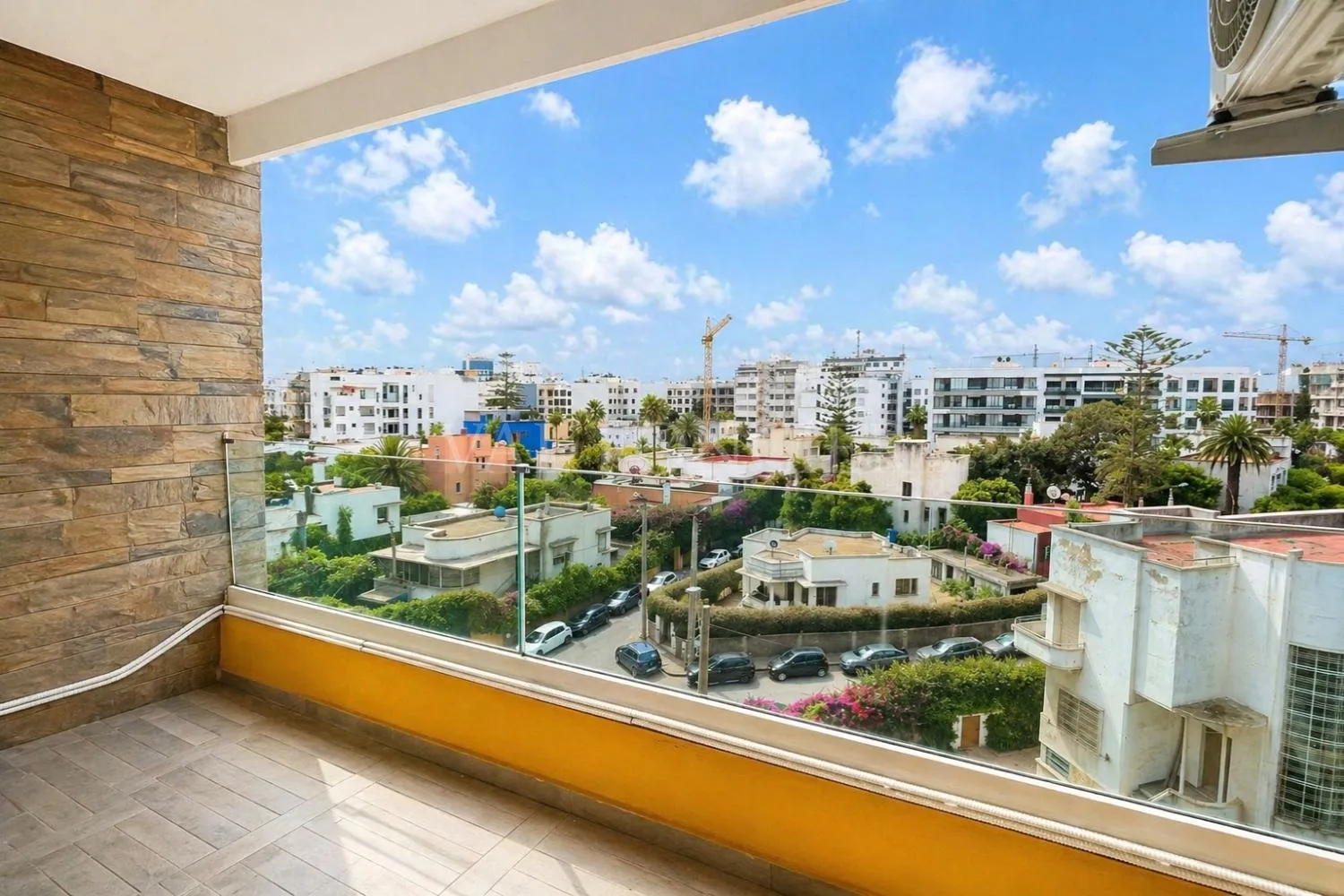 Location appartement meublé moderne 2chambres avec terrasse – Palmier, Casablanca - الدار البيضاء