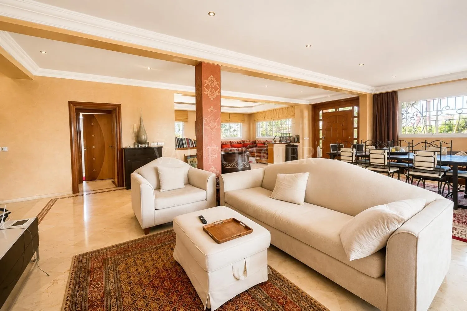 Location villa meublée 5 chambres à Dar Bouazza - الدار البيضاء (2)