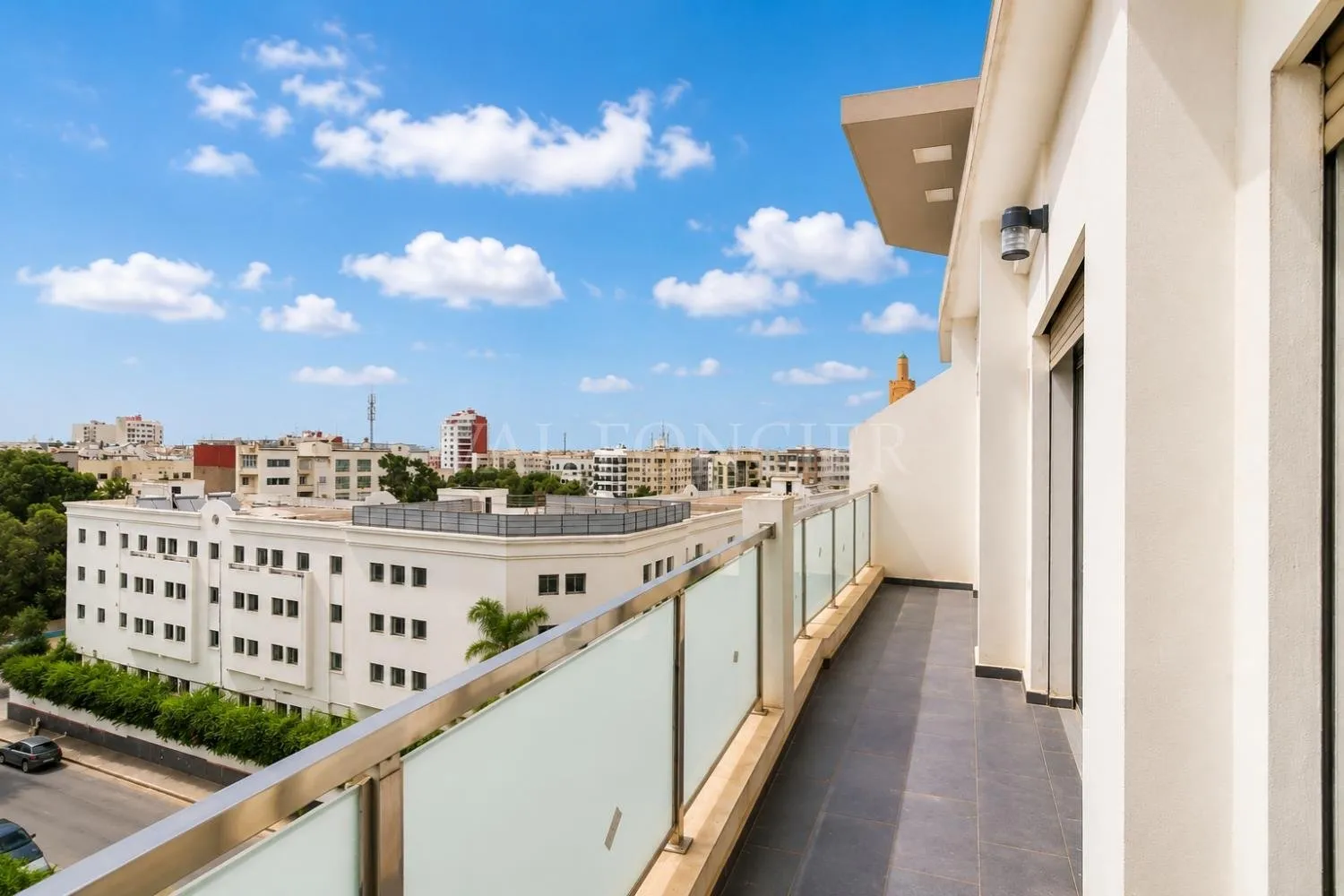 Location Appartement Neuf 1 chambre avec terrasse Quartier des Hôpitaux, Casablanca - الدار البيضاء