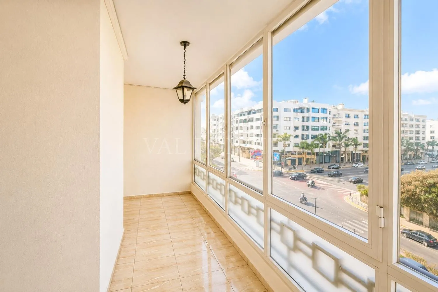 Vente Superbe Appartement 204m2 3Chambres avec terrasse Racine, Casablanca - الدار البيضاء (3)
