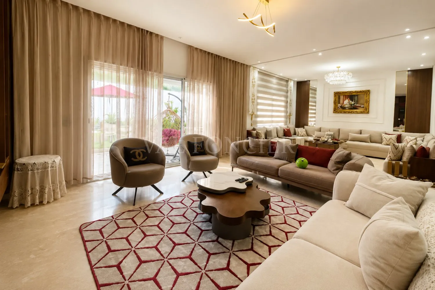 Location villa meublée moderne 4chambres avec jardin, Tamaris - الدار البيضاء (3)