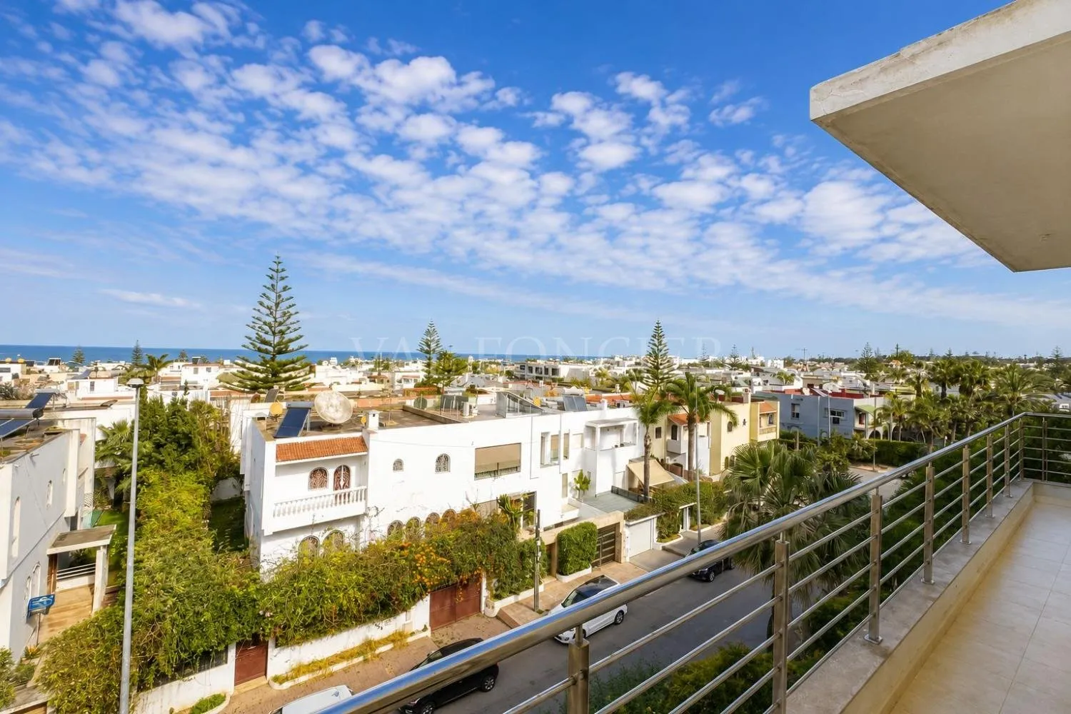 Location Superbe Appartement Meublé 3Chambres avec terrasse Ain Diab, Casablanca - الدار البيضاء (2)